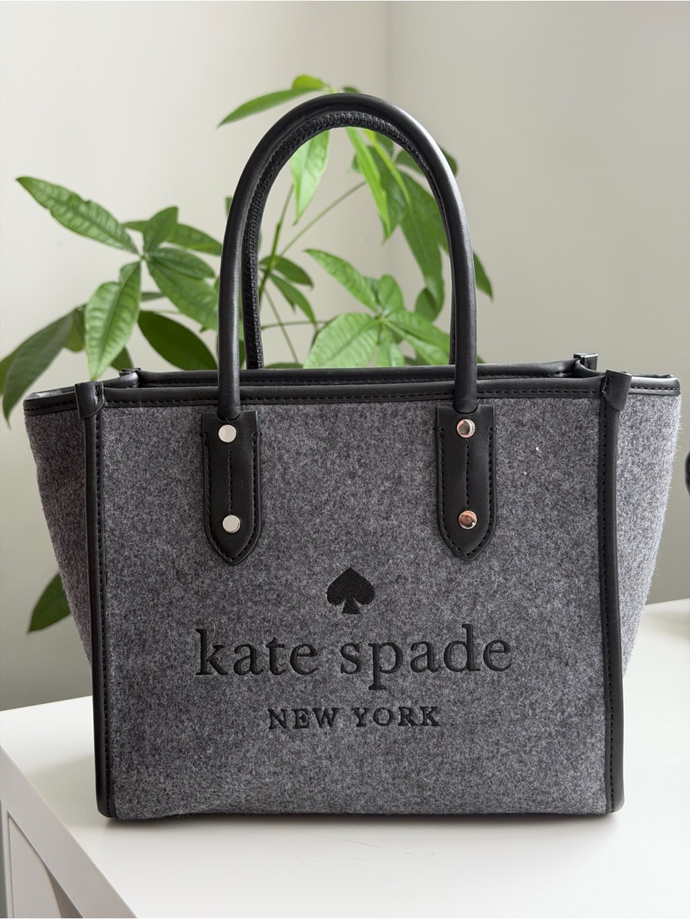 Kate Spade Ella Small Felt Fabric Tote Bag Grey Multi K4683 NWT $299